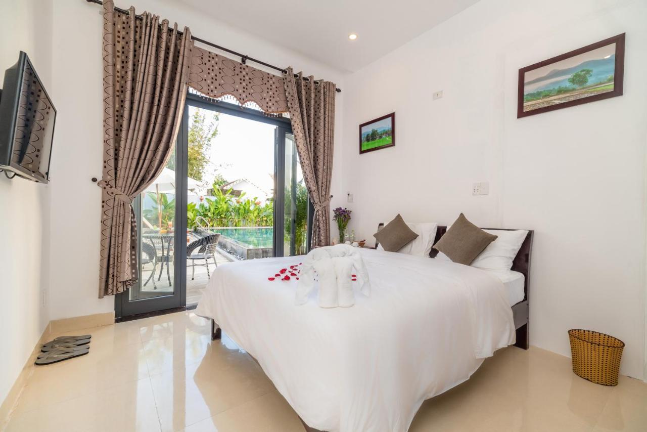 Hanh Nhung Villa *
